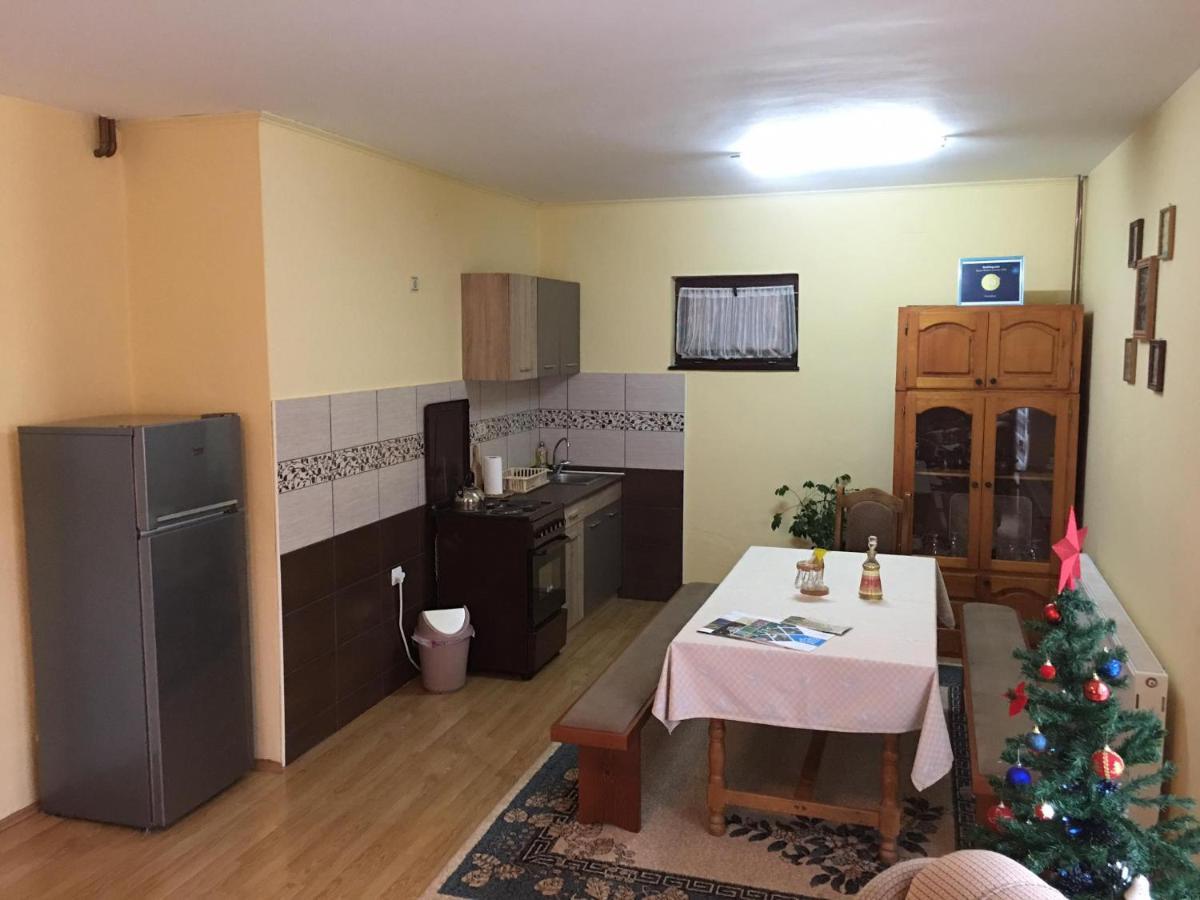 Zvezdica Apartment บายินา บาชตา ภายนอก รูปภาพ